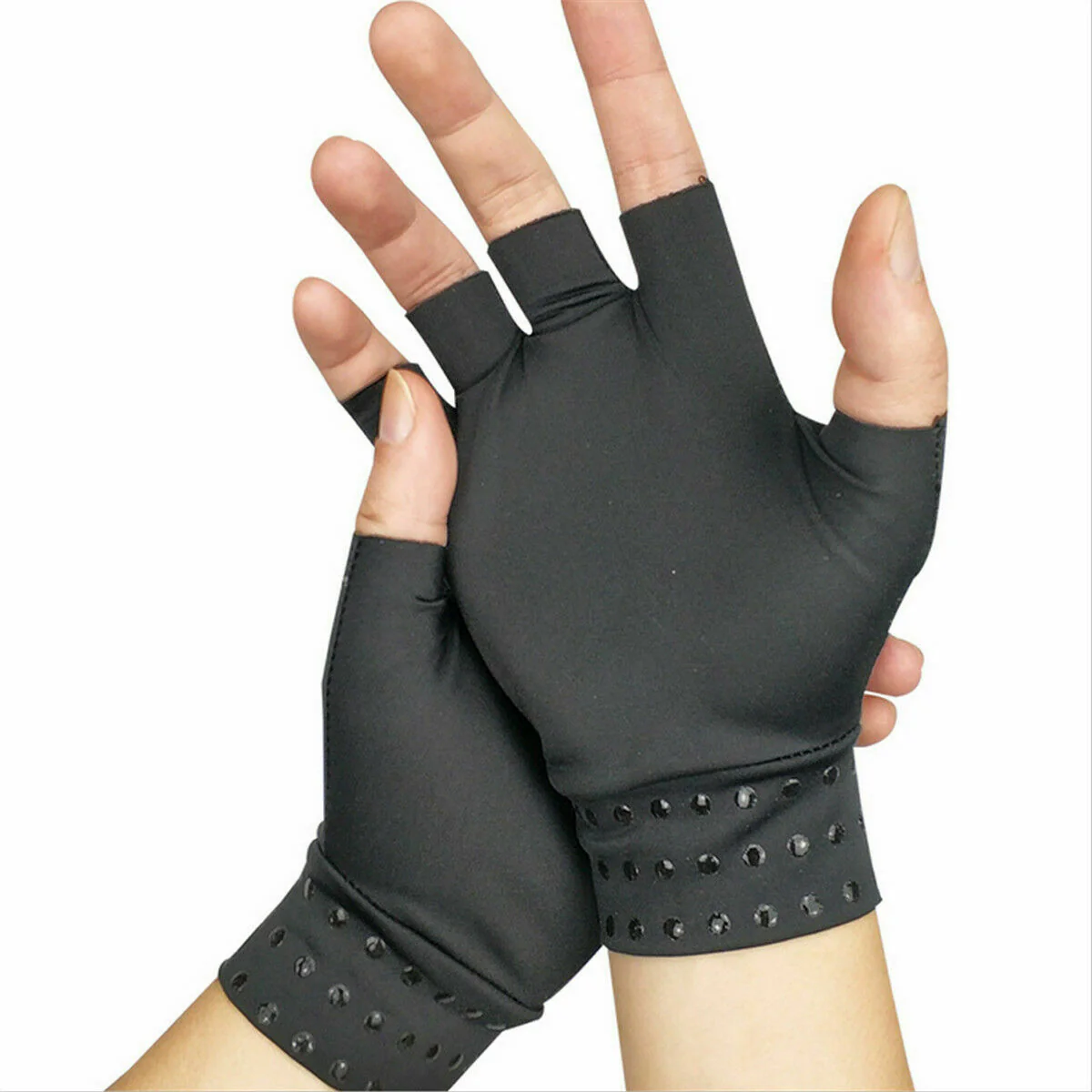 Magnetic Gloves for Arthritis - Image 4